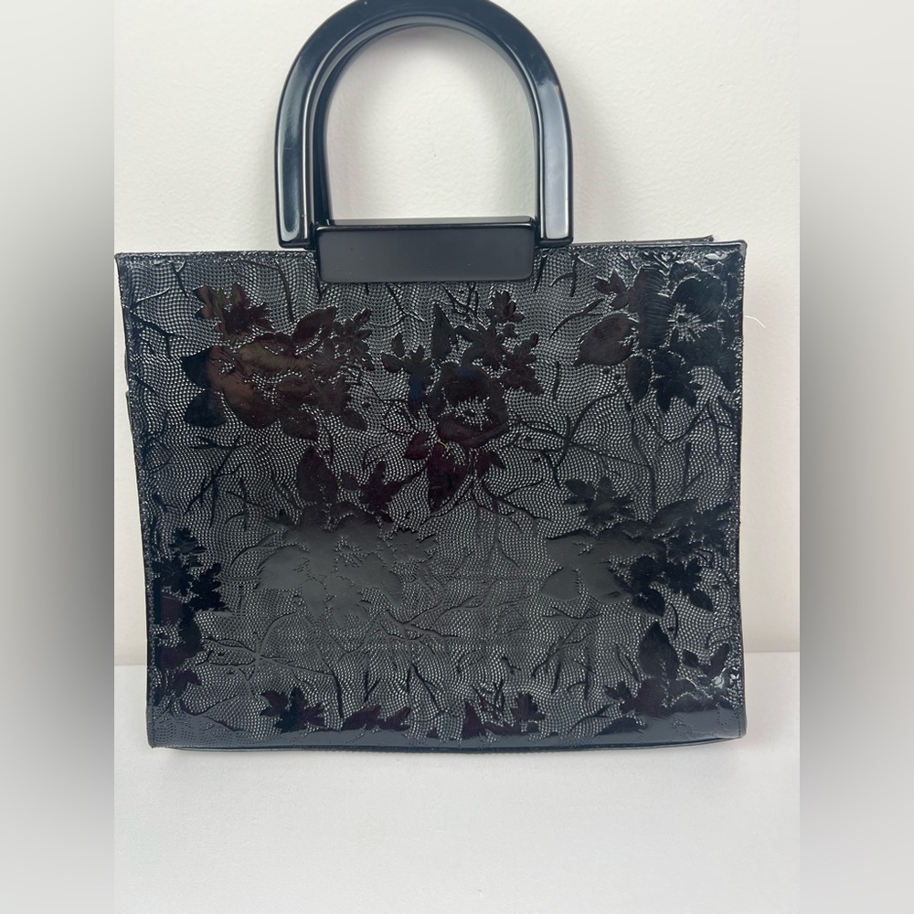 Bravo Beverly Hills Collection Parent Leather‎ Black Handbag/Crossbody